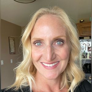 Meet your Posher, Kristen